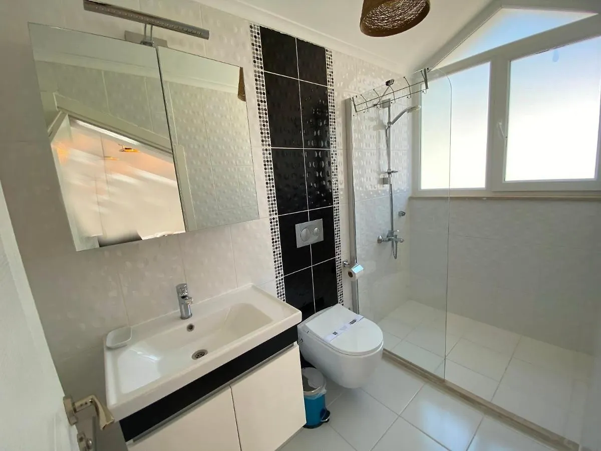 Villa White House, 4 Bedroom, Large Private Pool, Close To Amenities Fethiye Türkei