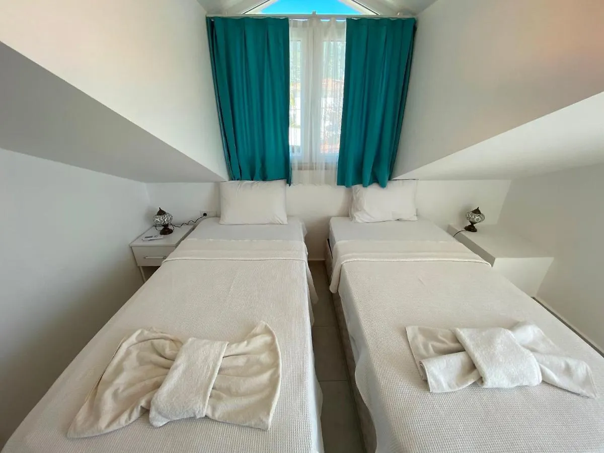 Villa White House, 4 Bedroom, Large Private Pool, Close To Amenities Fethiye Turkey